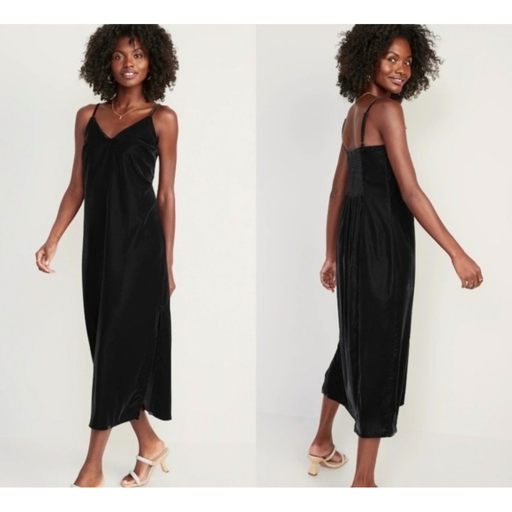 Old Navy Black Velvet Maxi Slip Dress XS Tall Smocked Side Slit V-Neck 90s Witch